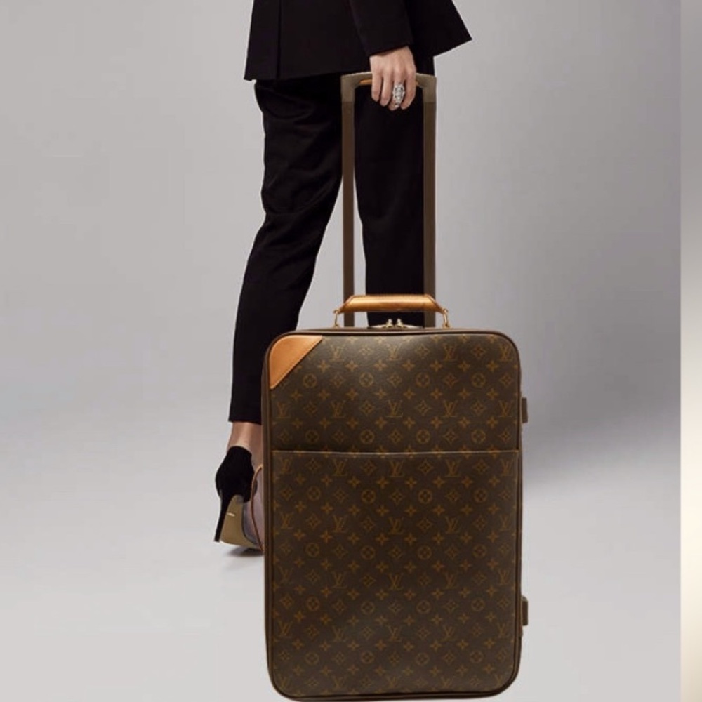 Authentic Louis Vuitton Monogram Pegase 55✨
